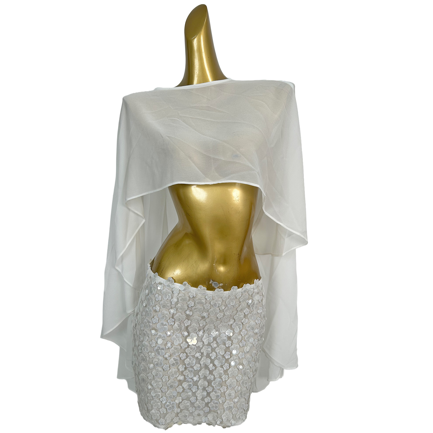 Embellish Knit - Chuju witte chiffon cape met 3D