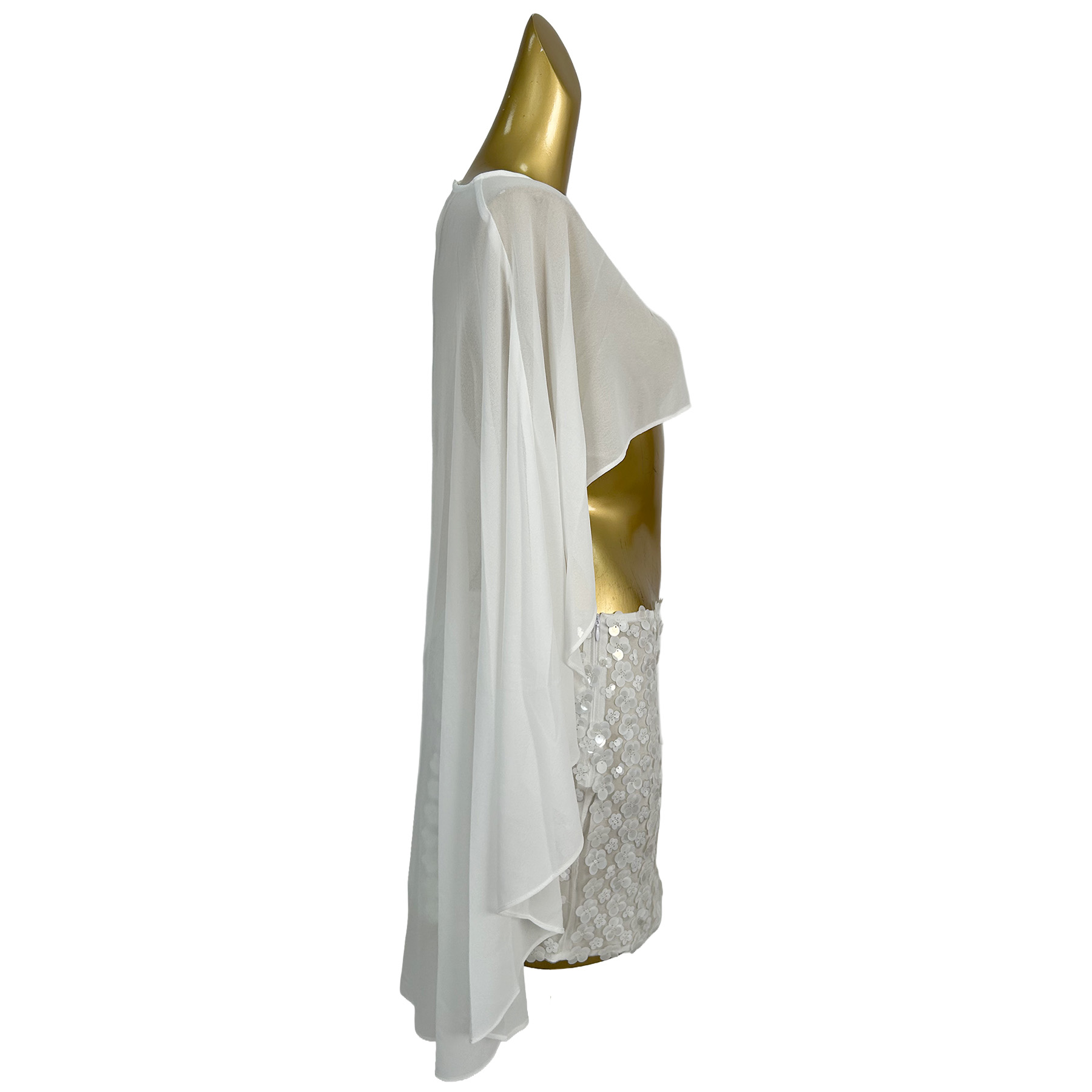Chuju witte chiffon cape met 3 - Embellish Knit recensie en prijs